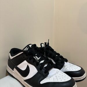 Nike Classic panda dunks